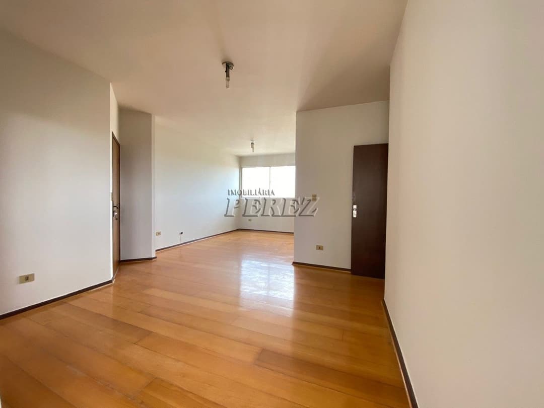 Apartamento no Edifício Isabella, de 3 quartos, 98 m² à venda no Centro - Londrina/PR - Foto 2