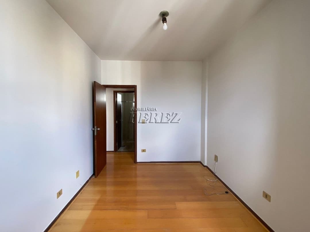 Apartamento no Edifício Isabella, de 3 quartos, 98 m² à venda no Centro - Londrina/PR - Foto 21