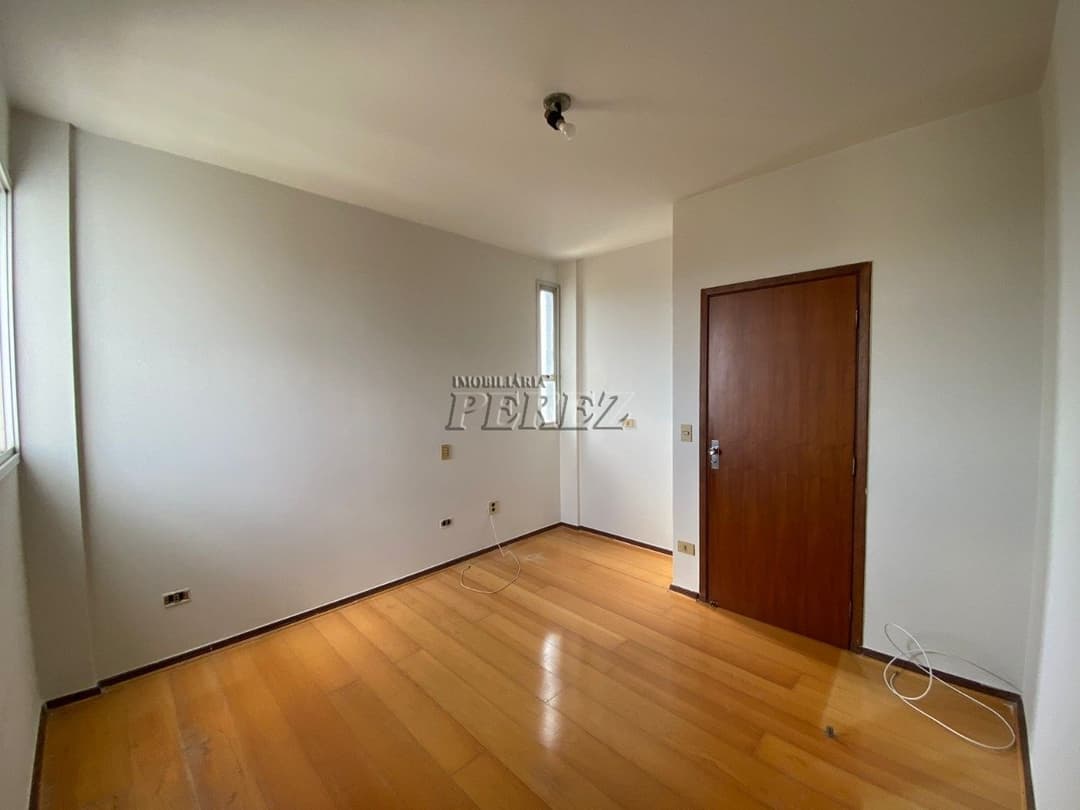 Apartamento no Edifício Isabella, de 3 quartos, 98 m² à venda no Centro - Londrina/PR - Foto 16