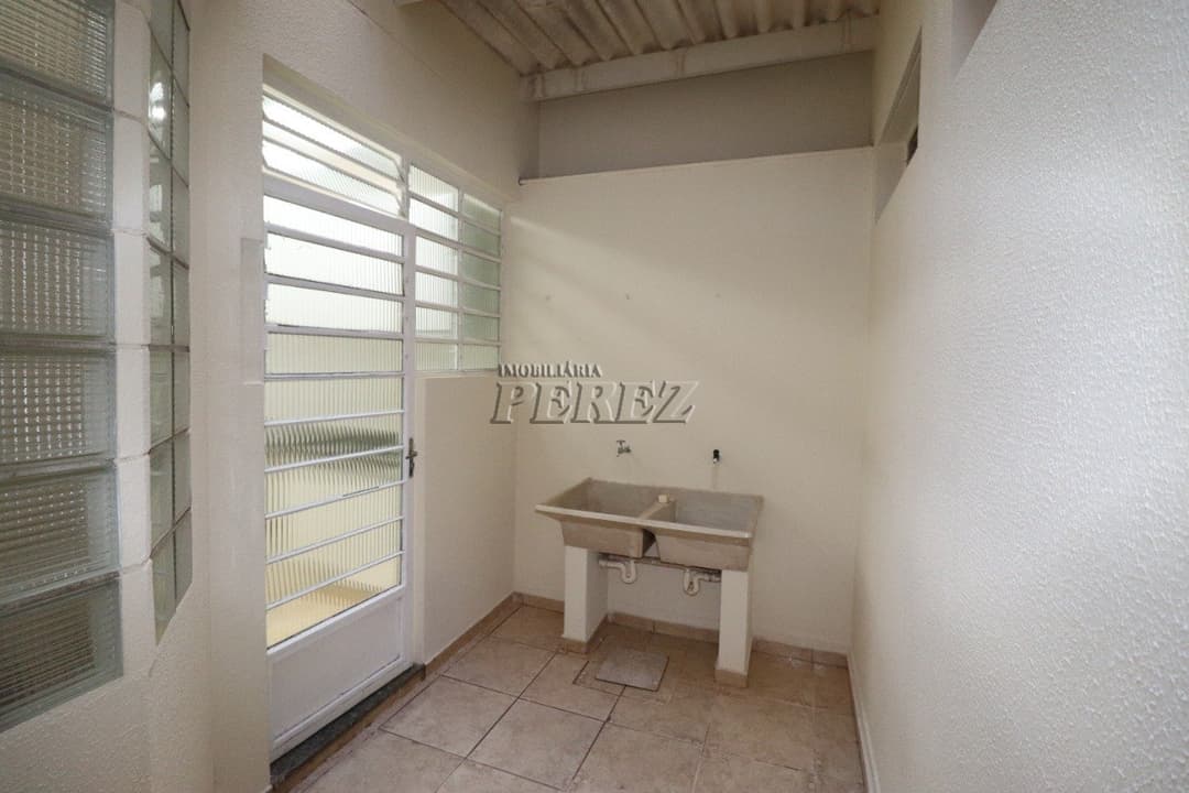 Salas, 120 m² para alugar no Centro - Londrina/PR - Foto 14
