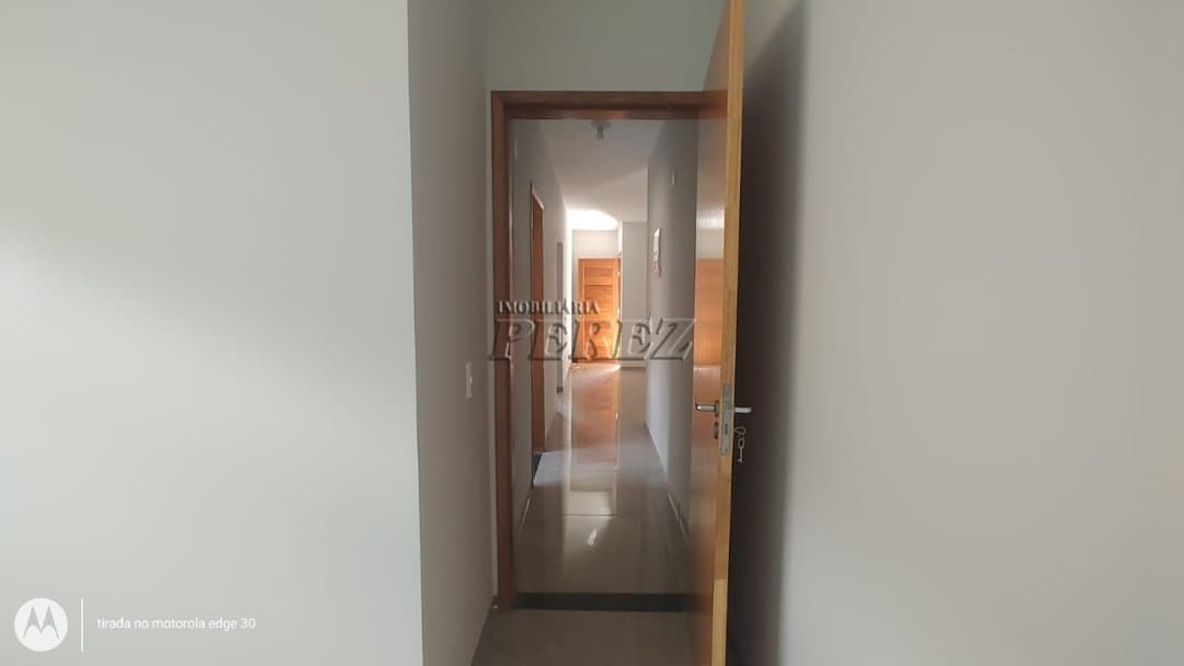 Casa, de 3 quartos, 108 m² para alugar no Jardim Arapongas - Londrina/PR - Foto 13