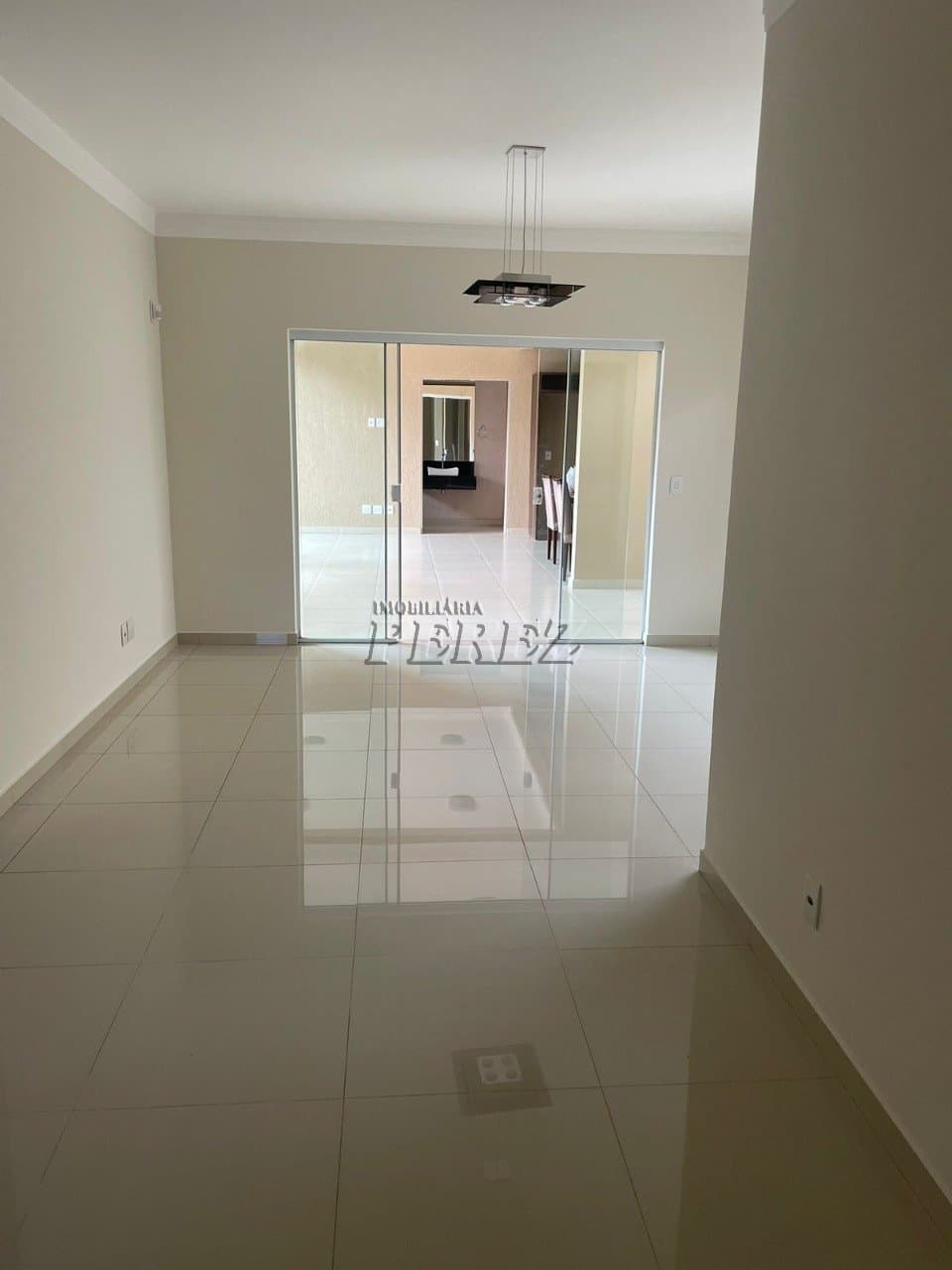 Casa a venda na rua Francisco Marcelino da Silva jardim itatiaia 2 londrina - Foto 3