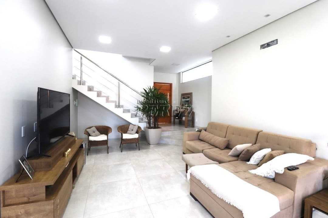 Casa  no Residencial Tangará, de 3 quartos, 215.81 m² à venda no Paysage Terra Nova - Londrina/PR - Foto 2