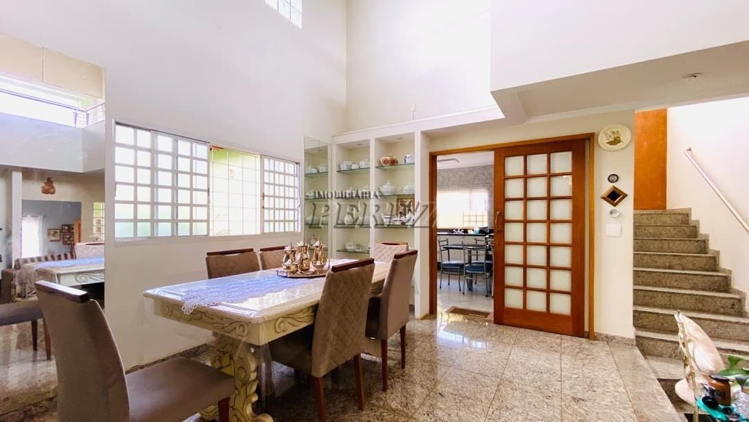 Sobrado, 300 m² para alugar no Aurora - Londrina/PR - Foto 7