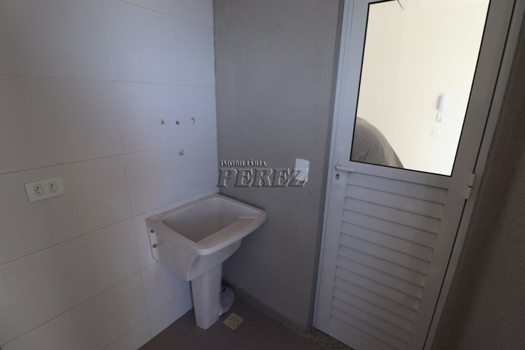 Apartamento para alugar na região oeste em Londrina, Edifício Residencial Pinheiros - Foto 3