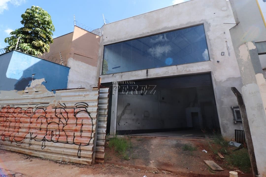 Galpão, 260 m² para alugar no Centro - Londrina/PR - Foto 5