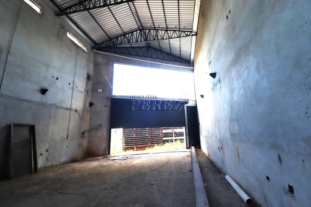 Galpão, 260 m² para alugar no Centro - Londrina/PR - Foto 9