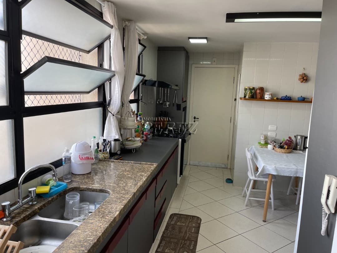 Apartamento no Condomínio Edifício Manhattan Residences, de 3 quartos, 190.64 m² à venda no Centro - Londrina/PR - Foto 8