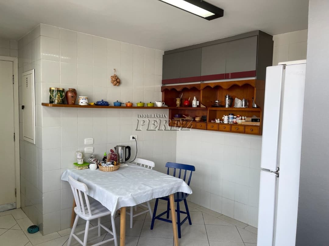 Apartamento no Condomínio Edifício Manhattan Residences, de 3 quartos, 190.64 m² à venda no Centro - Londrina/PR - Foto 9