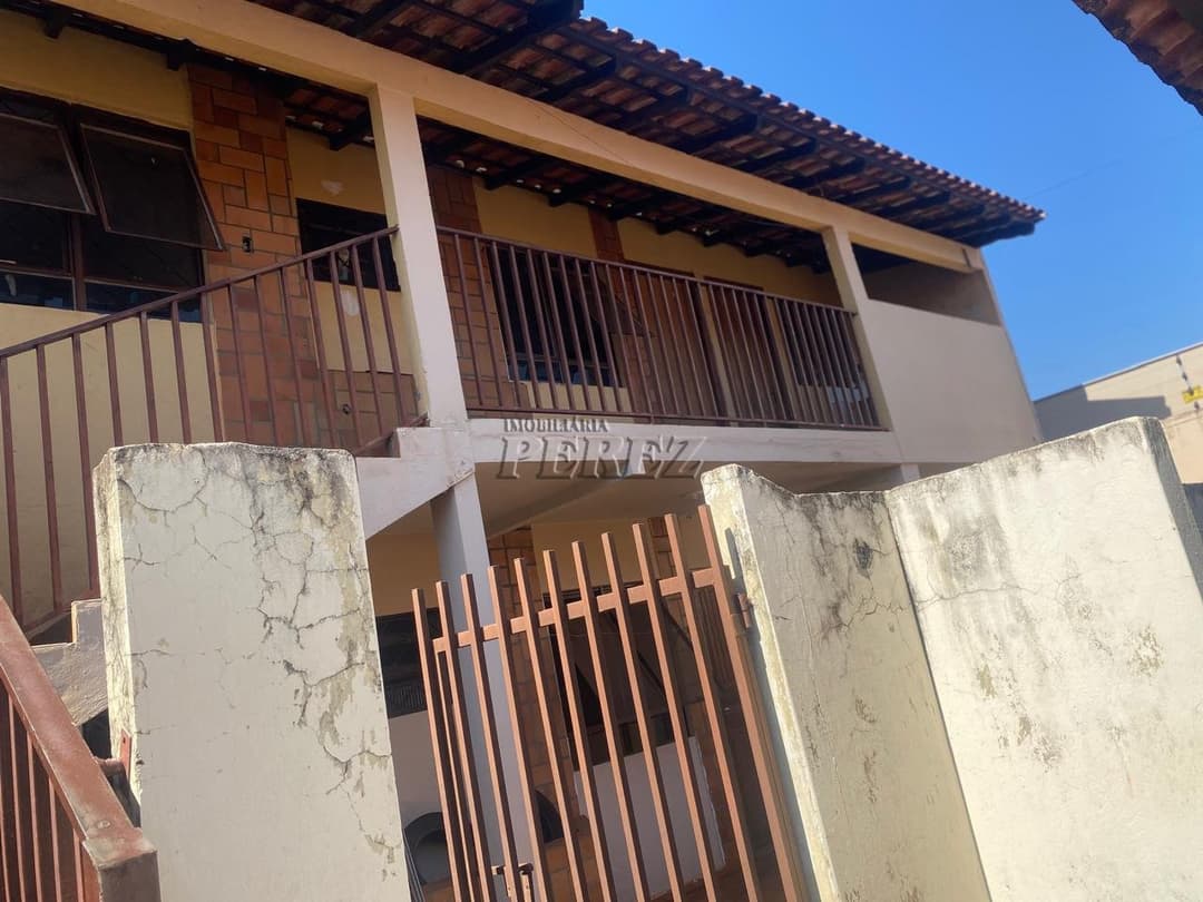 Casa, de 3 quartos, 200.9 m² à venda no Jardim Do Leste - Londrina/PR - Foto 17