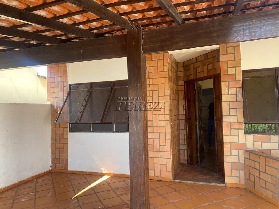 Casa, de 3 quartos, 200.9 m² à venda no Jardim Do Leste - Londrina/PR - Foto 2