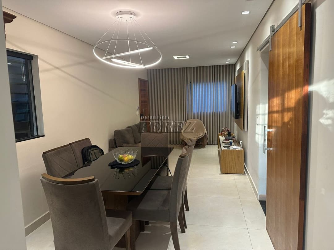 Casa, de 3 quartos, 220 m² à venda no Shangri-Lá - Londrina/PR - Foto 3