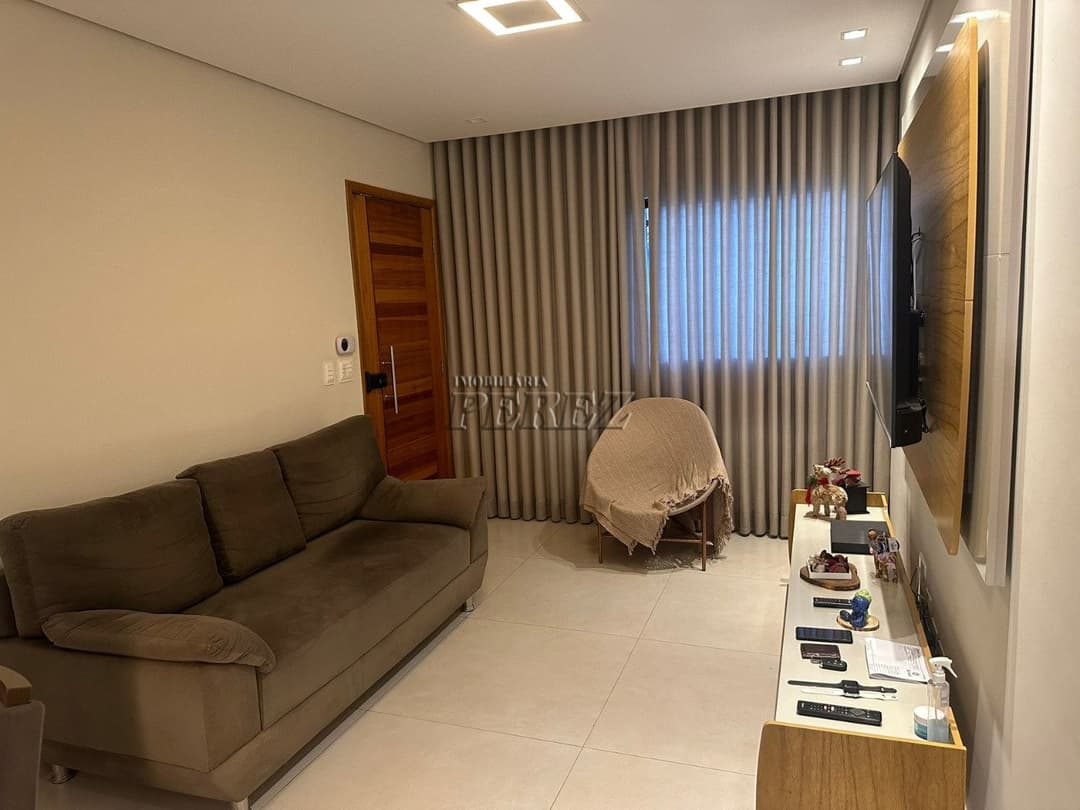 Casa, de 3 quartos, 220 m² à venda no Shangri-Lá - Londrina/PR - Foto 2