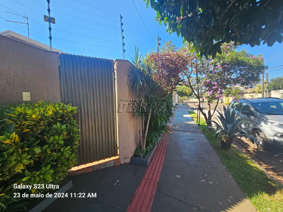 Casa a venda no Jardim San Fernando, California - Foto 1