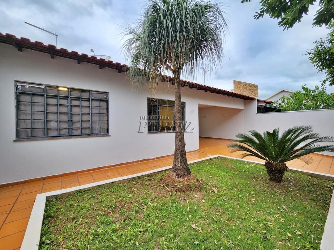 Casa, de 3 quartos, 191 m² à venda no San Fernando - Londrina/PR - Foto 1