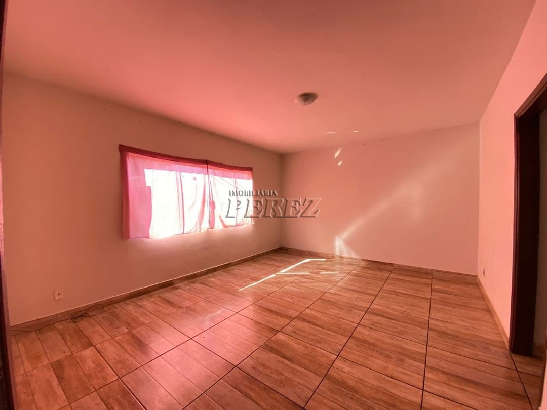 Casa, de 4 quartos, 200 m² para alugar no Waldemar Hauer - Londrina/PR - Foto 4
