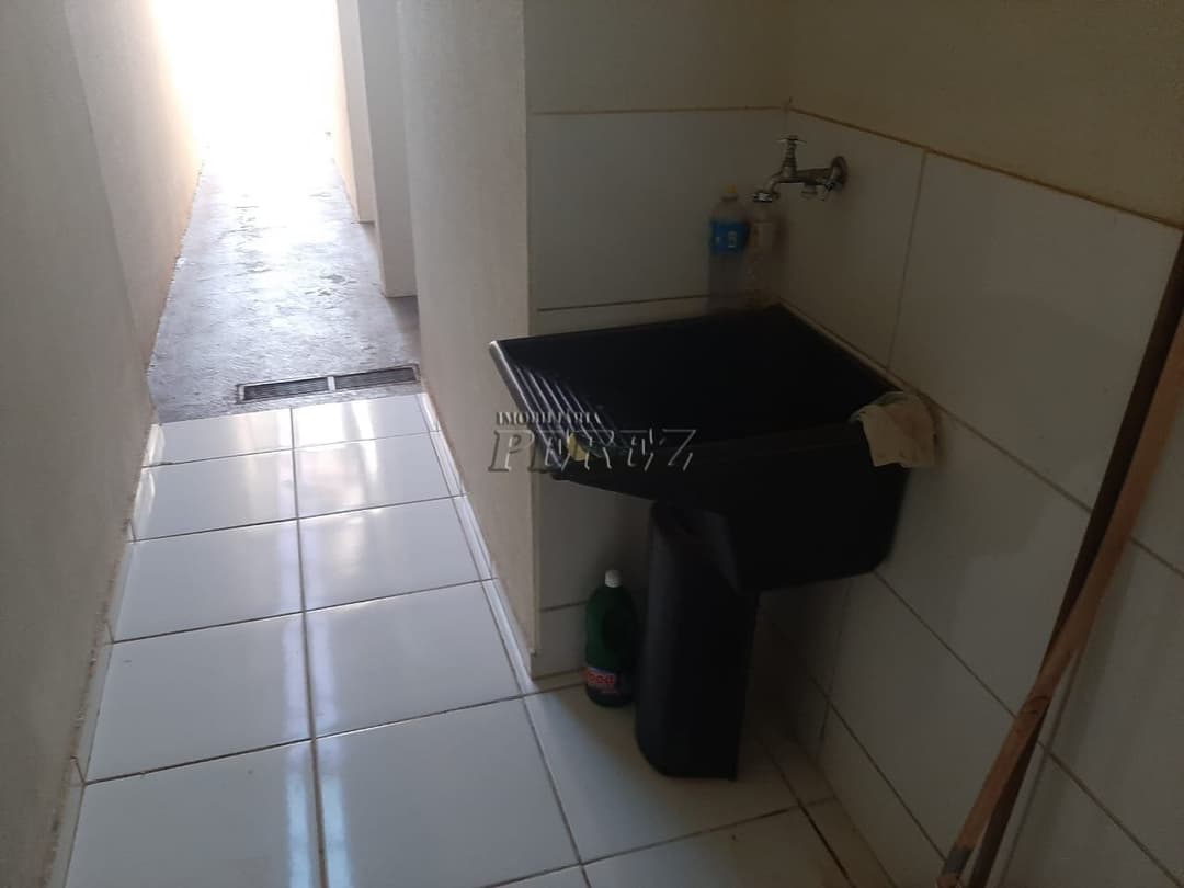 Casa, de 3 quartos à venda no Jardim Prefeito Milton Menezes - Londrina/PR - Foto 8
