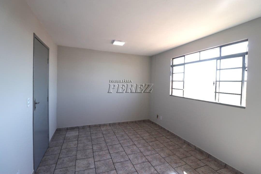 Apartamento, de 3 quartos, 54 m² para alugar no Jardim Imagawa - Londrina/PR - Foto 11