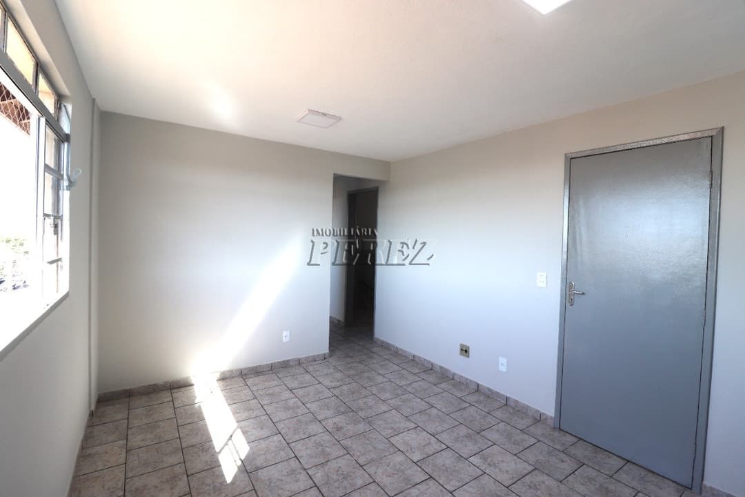 Apartamento, de 3 quartos, 54 m² para alugar no Jardim Imagawa - Londrina/PR - Foto 1