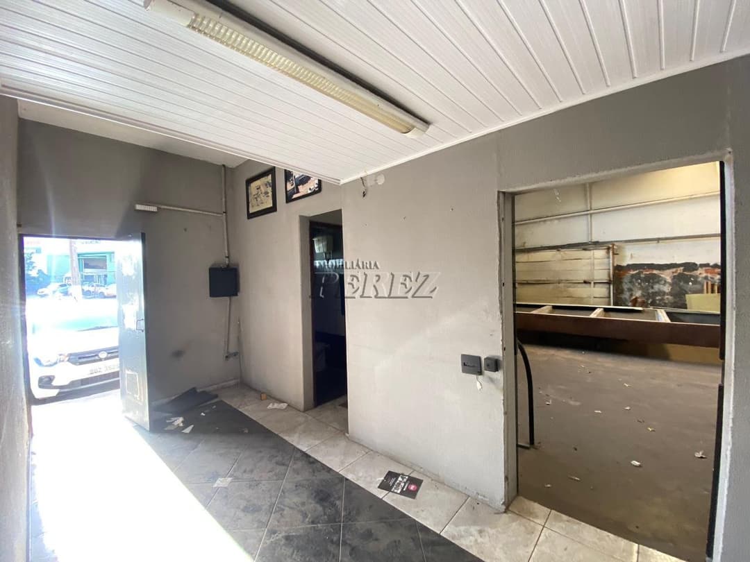 Barracão para alugar na Av Arthur Thomas, região oeste de Londrina. - Foto 1