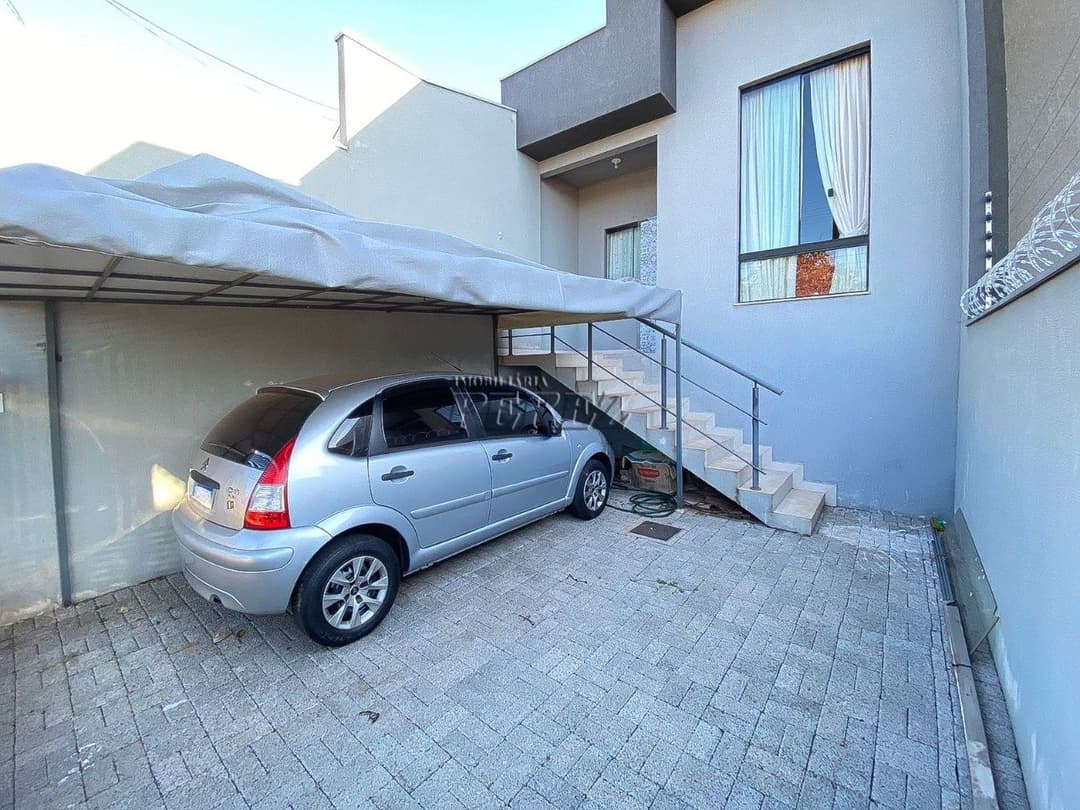 Casa geminada a venda na rua Caetano Otranto, Jardim Shngri-la - Foto 1