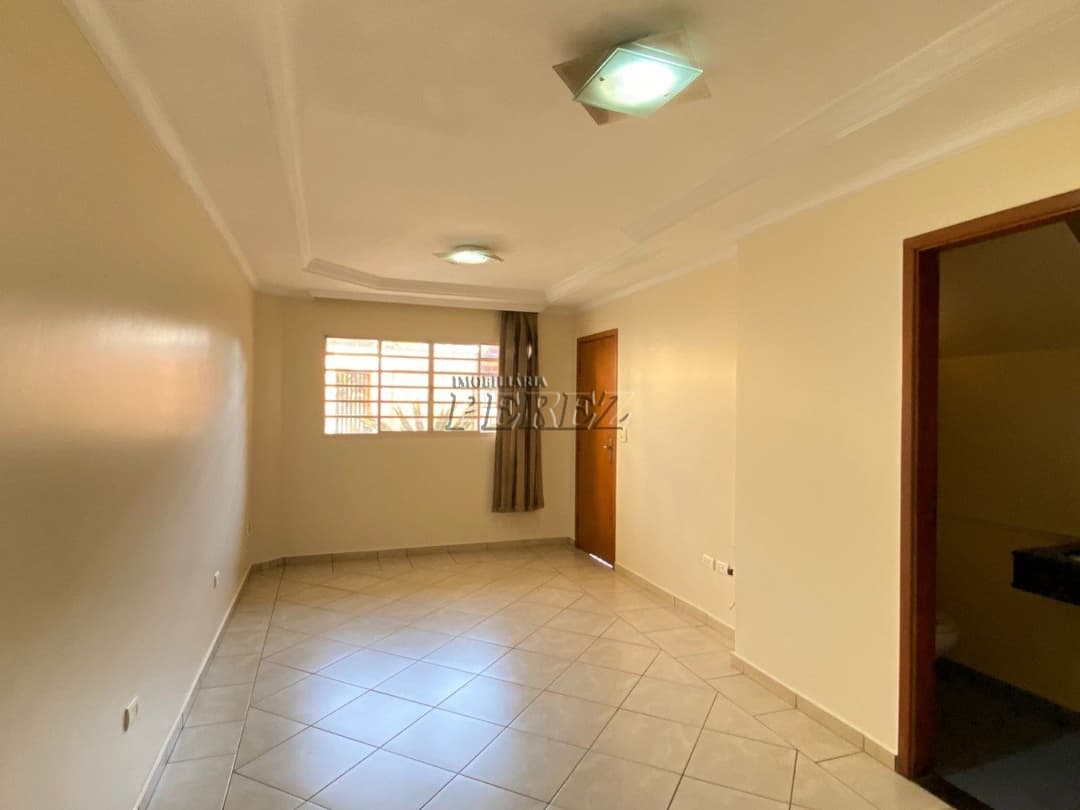 Sobrado, de 3 quartos, 130 m² para alugar no Vila Brasil - Londrina/PR - Foto 5