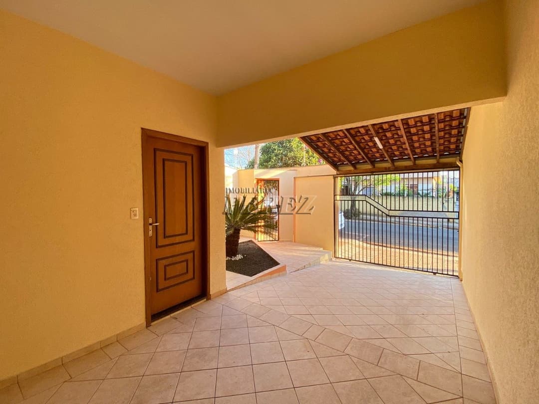 Sobrado, de 3 quartos, 130 m² para alugar no Vila Brasil - Londrina/PR - Foto 4