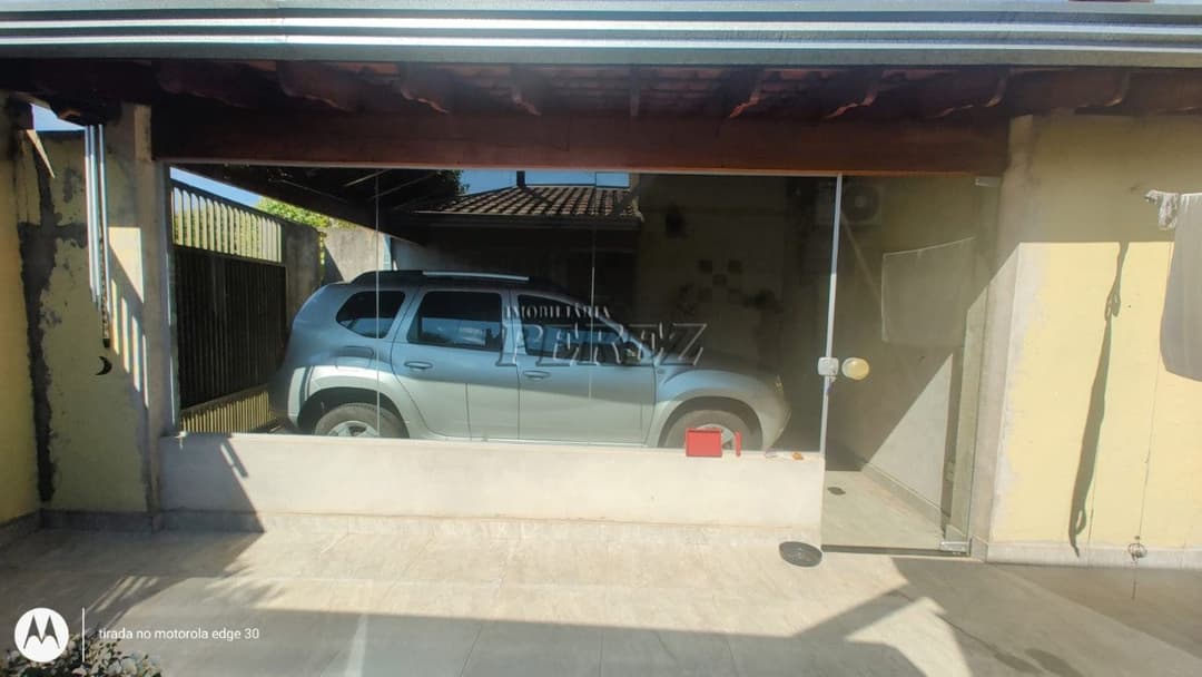 Casa a venda na rua Sertanópolis, Bairro Lindóia - Foto 3