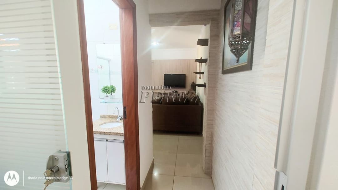 Casa a venda na rua Sertanópolis, Bairro Lindóia - Foto 18