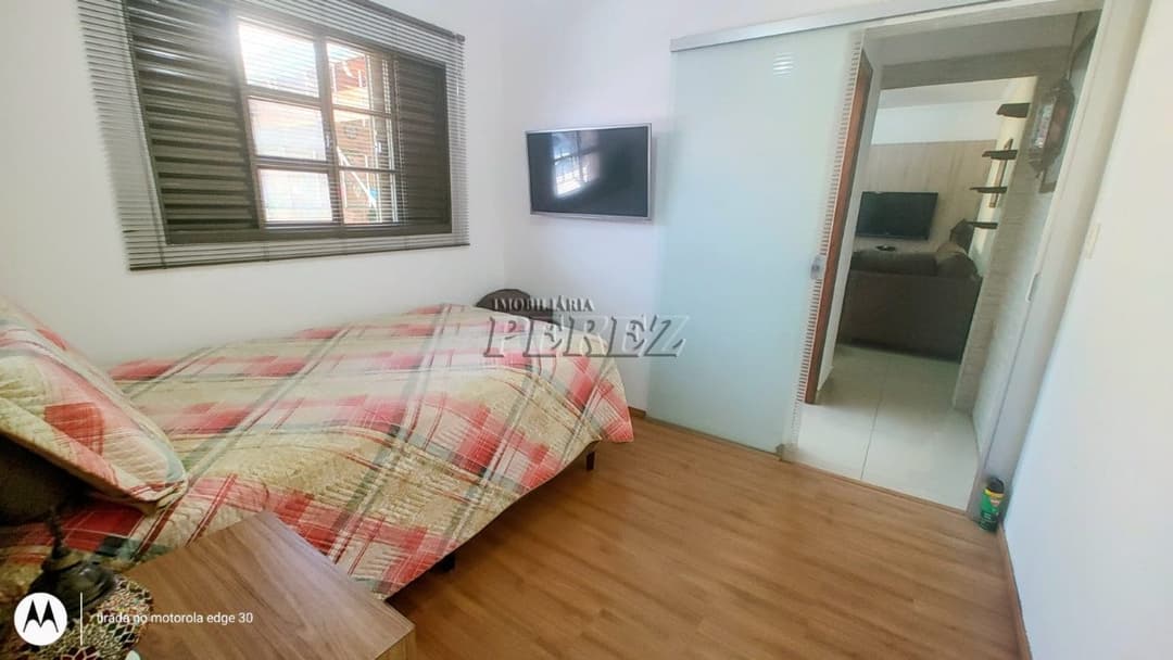Casa a venda na rua Sertanópolis, Bairro Lindóia - Foto 20