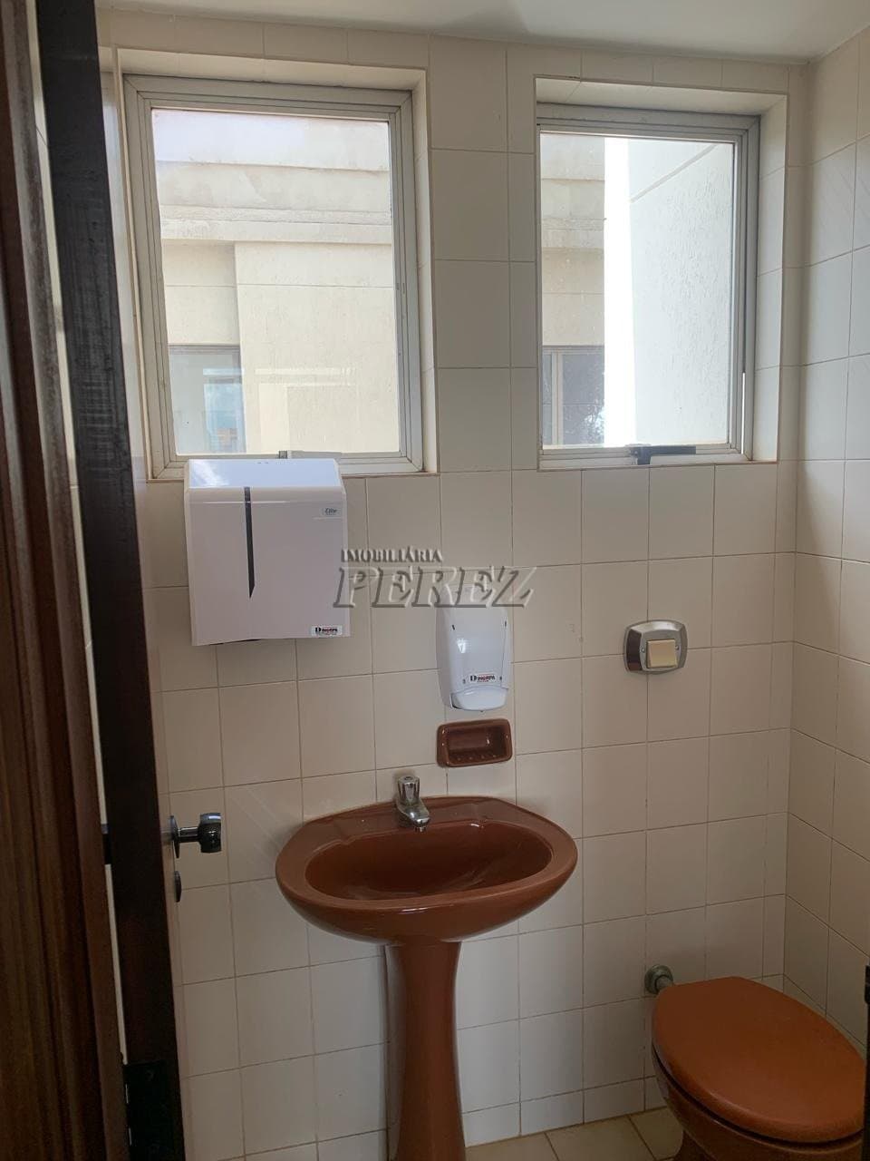 Salas, 90.71 m² para alugar no Jardim América - Londrina/PR - Foto 17