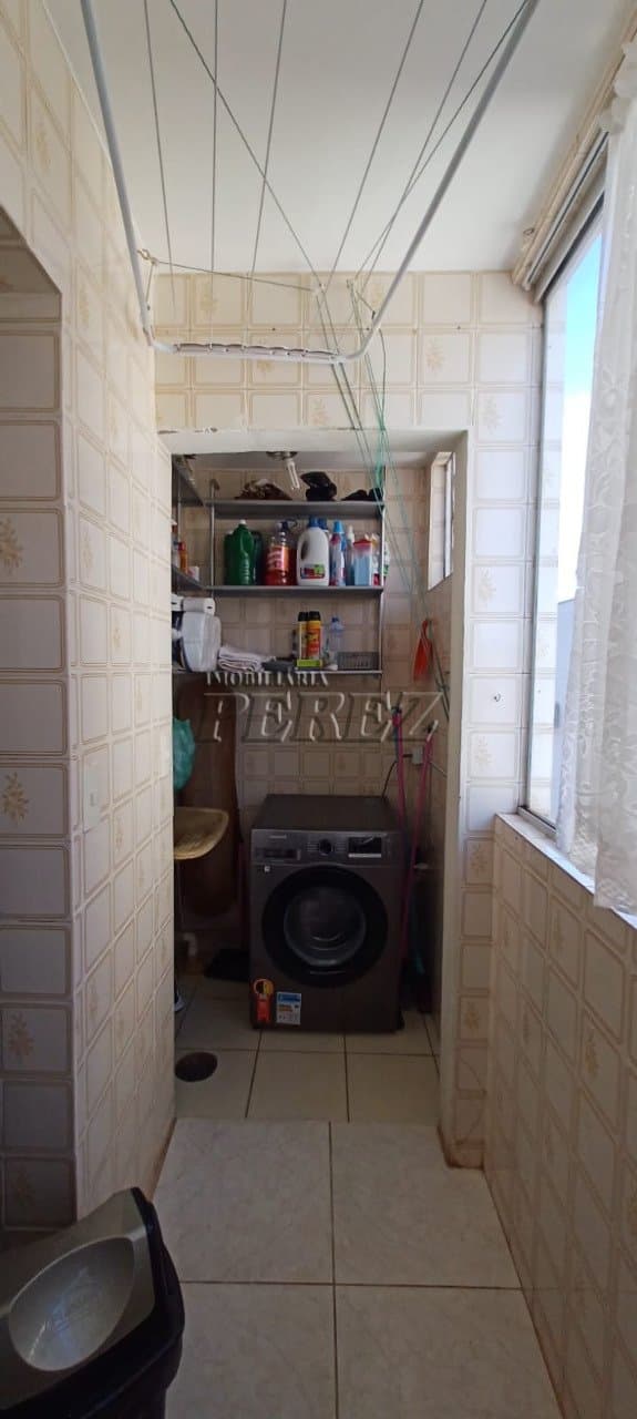 Apartamento no Edifício Araucária, de 3 quartos, 72.4 m² à venda no Centro - Londrina/PR - Foto 8
