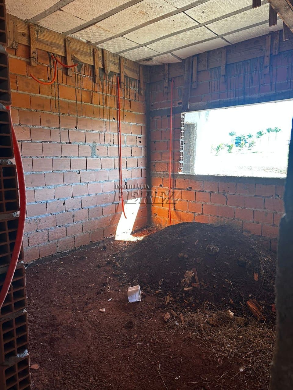 Terreno com Casa Inacabada à Venda no Condomínio Ecovillas do Lago - Sertanópolis - Foto 11
