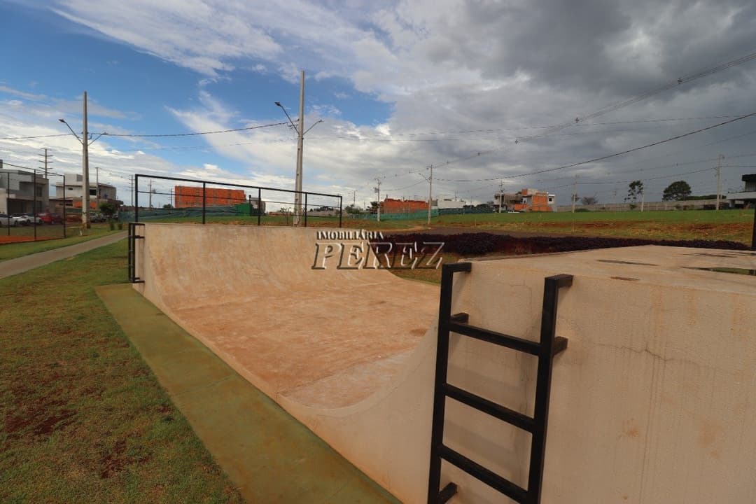 Terrenos no Condomínio Golden Park 2 à venda no Marumbi - Londrina/PR - Foto 8