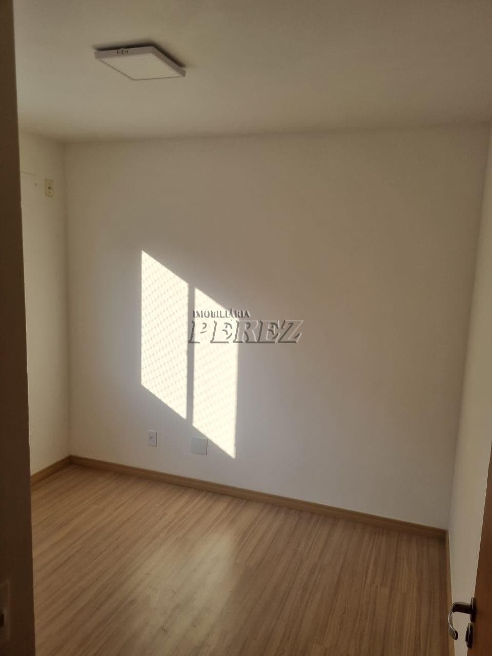 Apartamento no Edifício Parque La Belle, de 2 quartos, 42 m² à venda no Jardim Maria Luiza - Londrina/PR - Foto 10