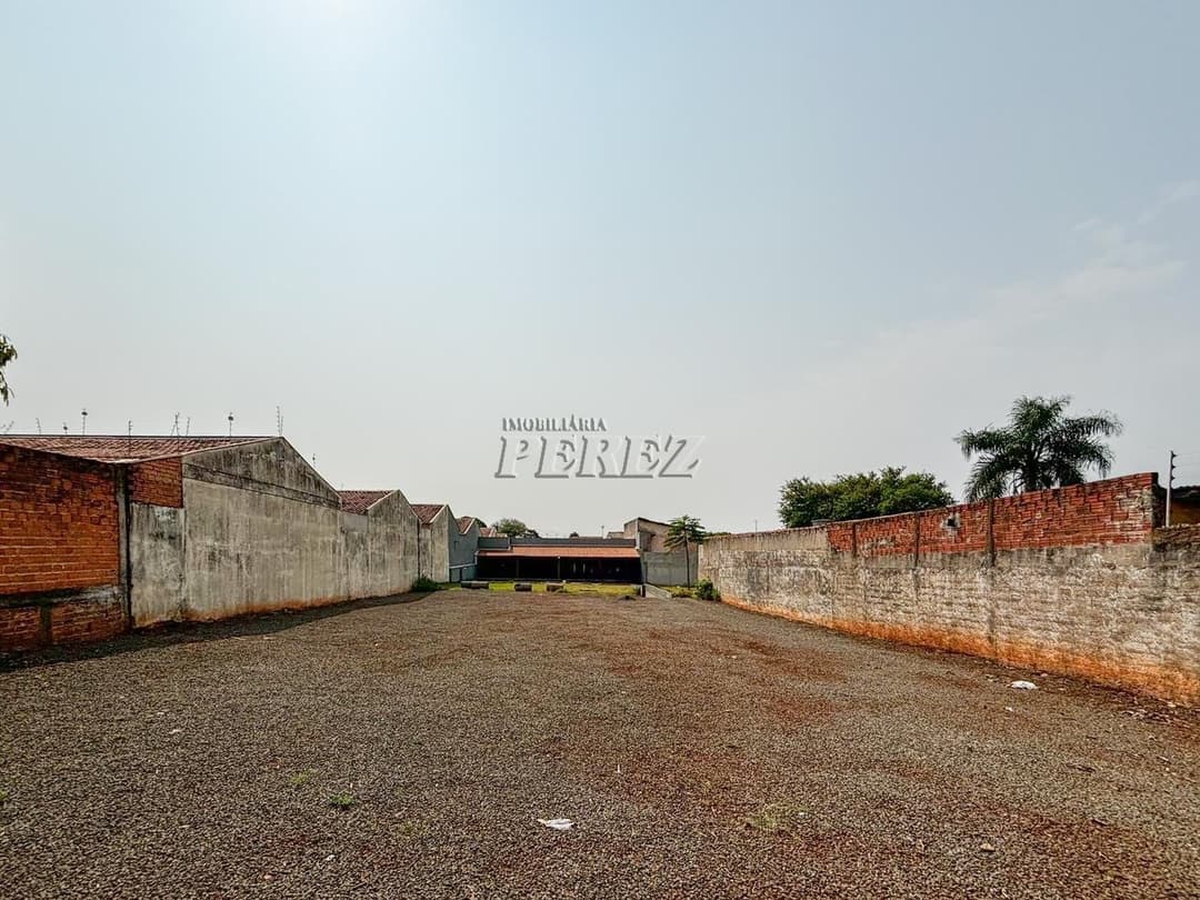 Imóvel comercial para alugar na região norte em Londrina. - Foto 30