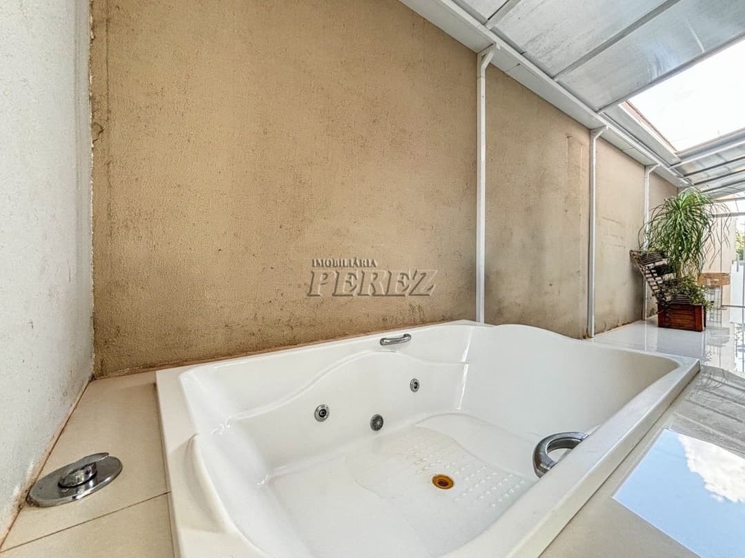 Casa  no Condomínio Golden Park Residence, de 3 quartos, 356 m² à venda no Aragarca - Londrina/PR - Foto 16