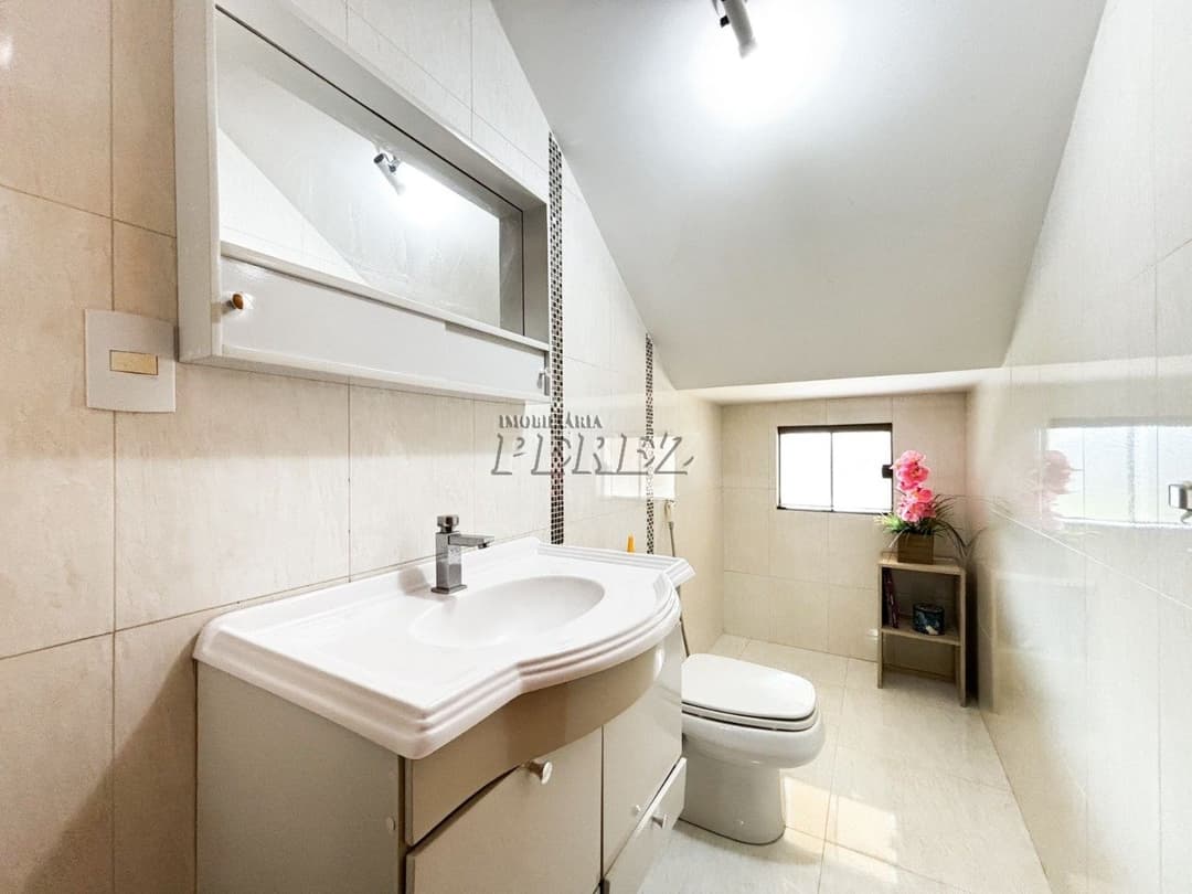 Sobrado, de 3 quartos, 220 m² à venda no Jardim Montecatini - Londrina/PR - Foto 12