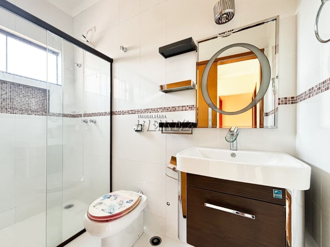 Sobrado, de 3 quartos, 220 m² à venda no Jardim Montecatini - Londrina/PR - Foto 15