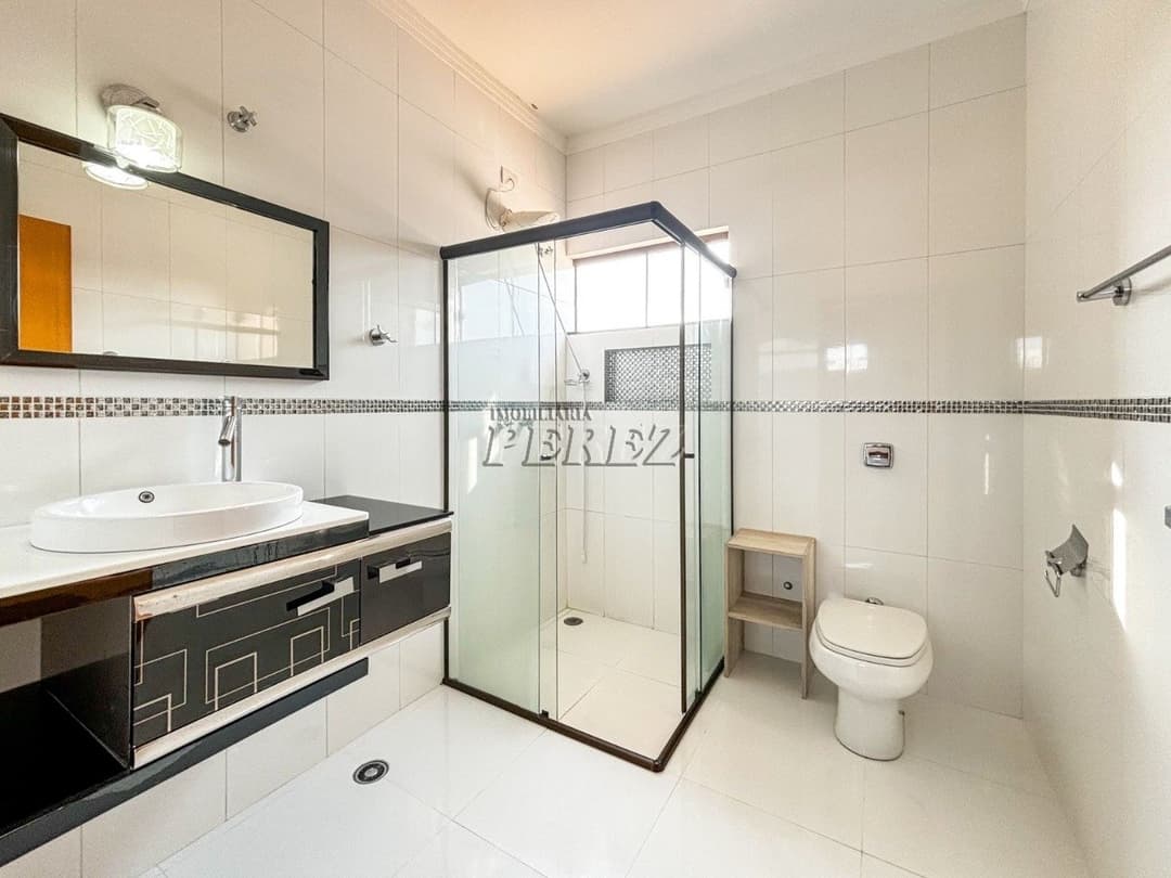 Sobrado, de 3 quartos, 220 m² à venda no Jardim Montecatini - Londrina/PR - Foto 24