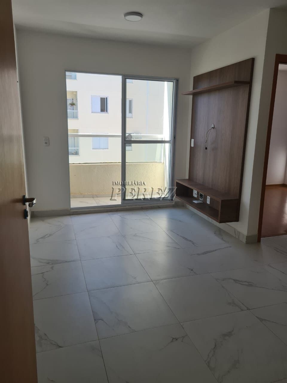 Apartamento no Condomínio Residencial La Sicília, de 2 quartos, 46 m² à venda no Gleba Fazenda Palhano - Londrina/PR - Foto 2