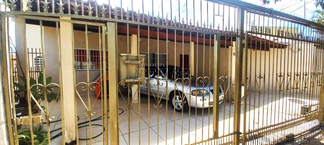Casa a venda na rua Tapuias, na Vila Casoni - Foto 0