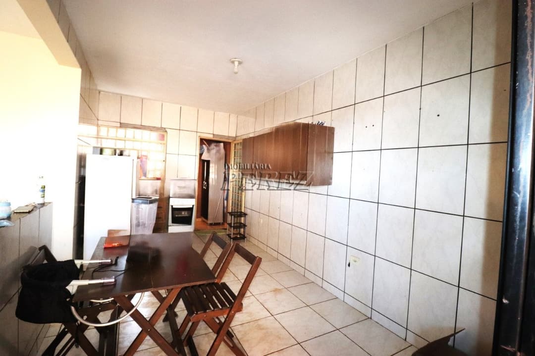 Casa a venda na rua Coletor Anísio Ribas Bueno, jardim Maria Celina - Foto 5