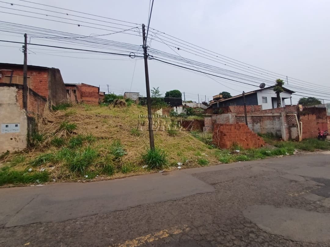 Terrenos à venda no Olímpico - Londrina/PR - Foto 0