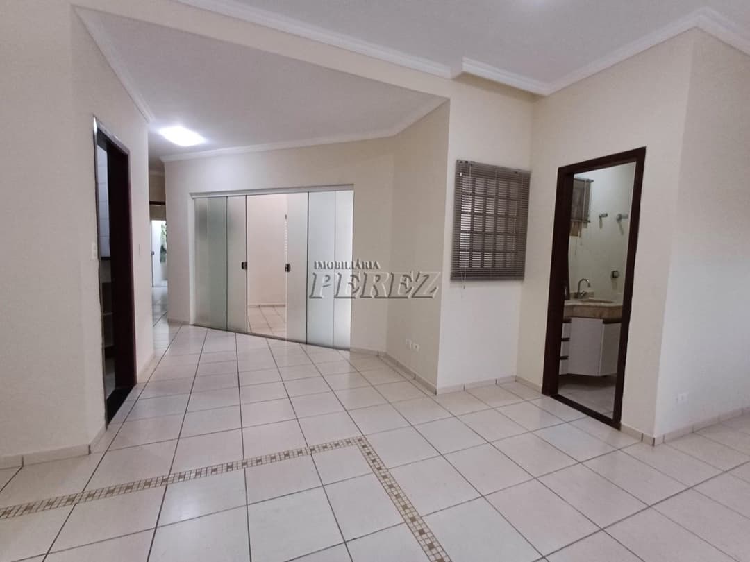 Casa, de 4 quartos para alugar no Pinheiros - Londrina/PR - Foto 4