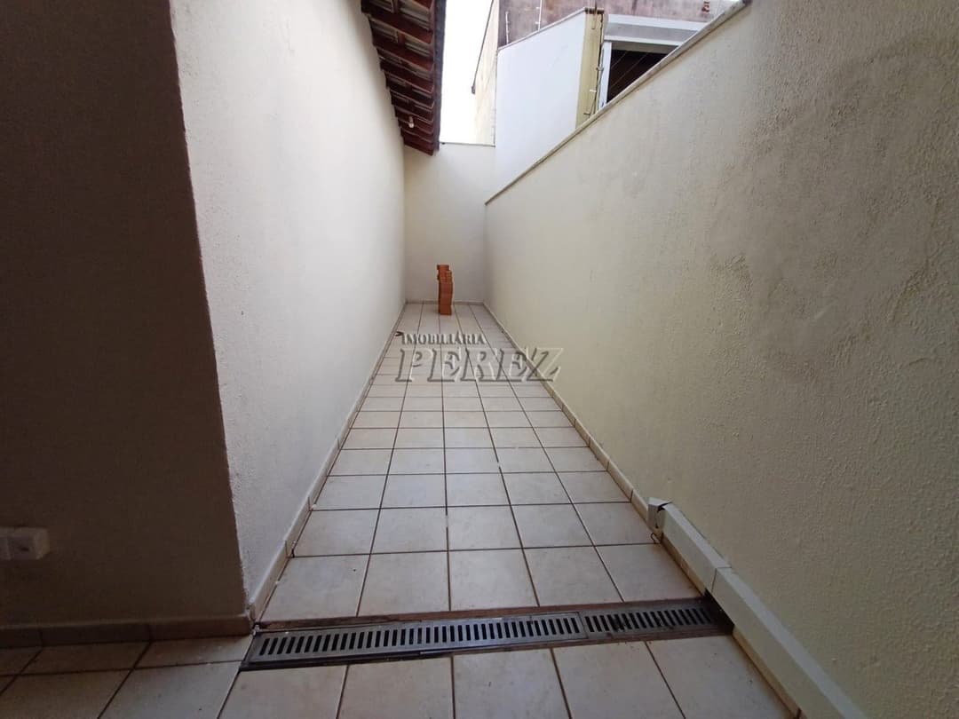 Casa, de 4 quartos para alugar no Pinheiros - Londrina/PR - Foto 23