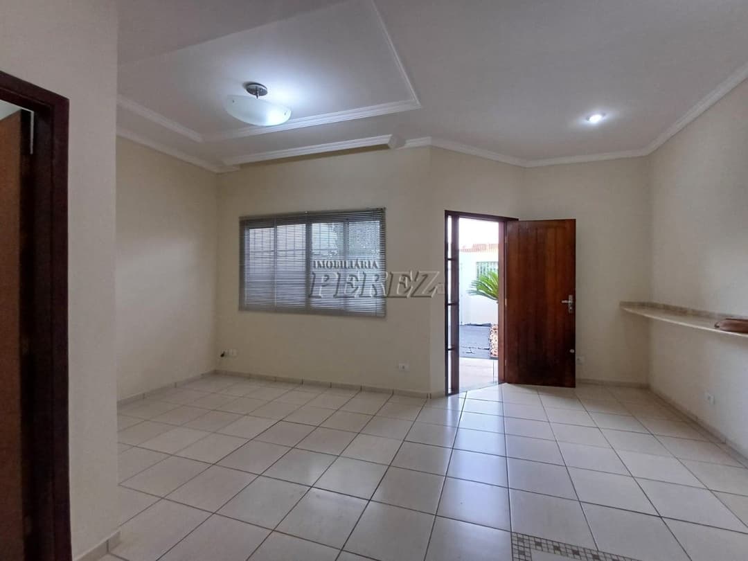 Casa, de 4 quartos para alugar no Pinheiros - Londrina/PR - Foto 8
