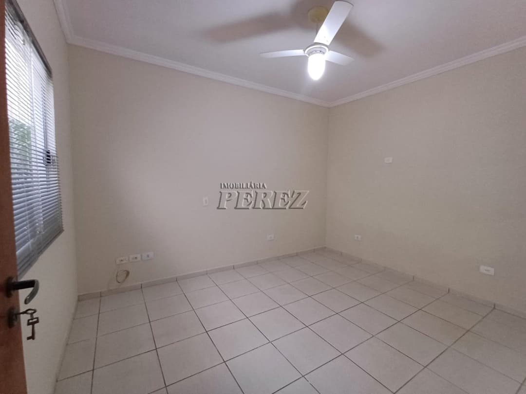 Casa, de 4 quartos para alugar no Pinheiros - Londrina/PR - Foto 11