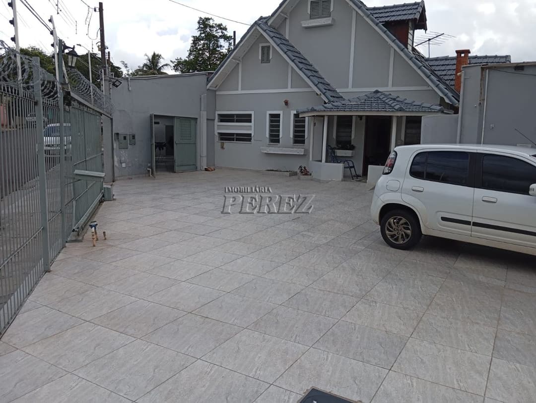 Casa a venda na rua Comandante Ismael Guilherme, Jardim Santos Dumont - Foto 0