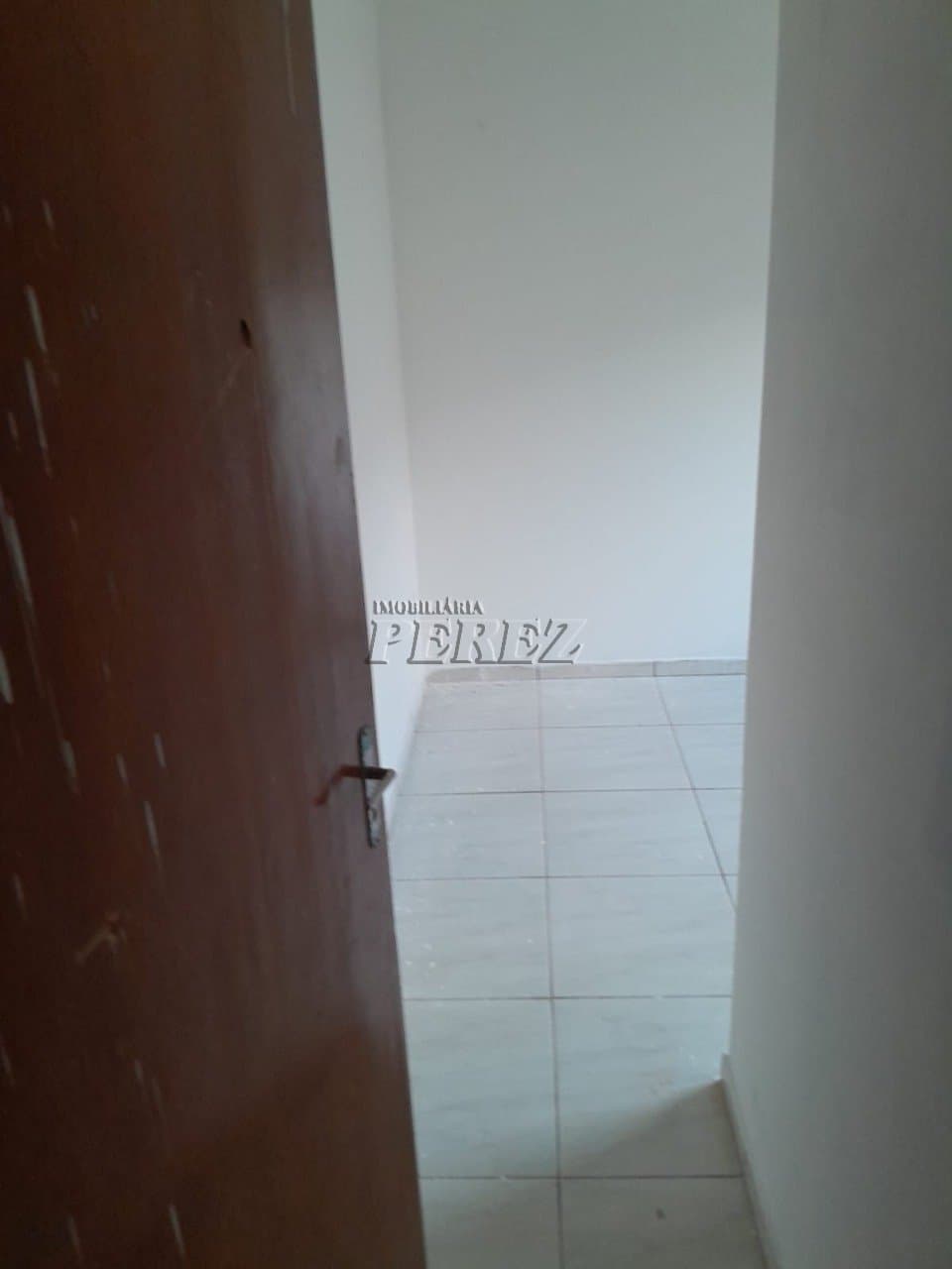 Casa, de 3 quartos, 56.97 m² para alugar no Colúmbia - Londrina/PR - Foto 6